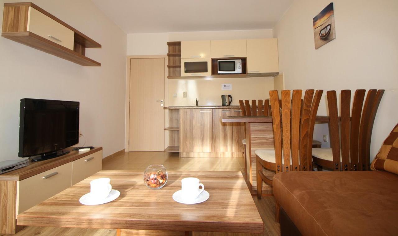 Allia Apartments Ravda Extérieur photo