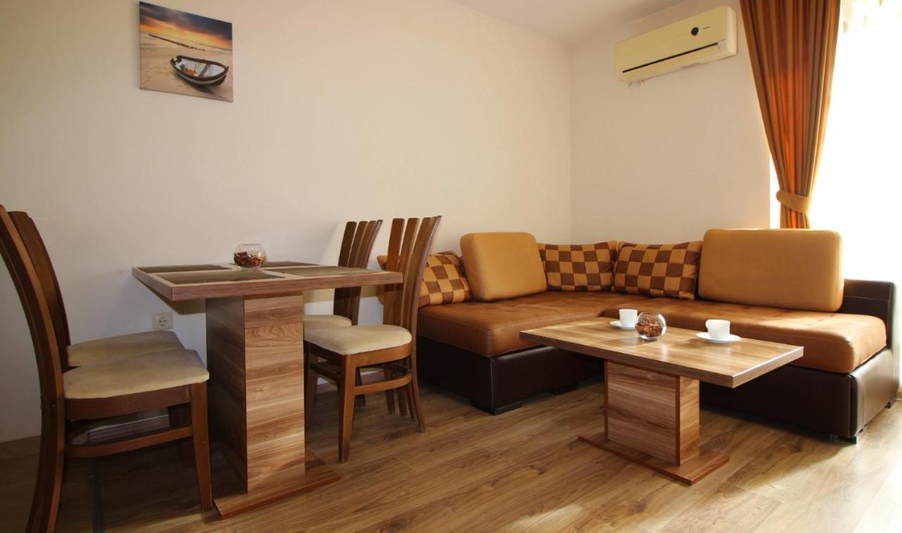 Allia Apartments Ravda Extérieur photo