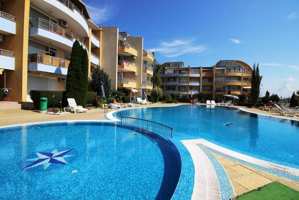 Allia Apartments Ravda Extérieur photo